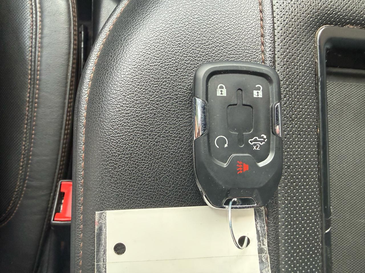 GMC Sierra 1500 AT4 Crew Cab Long Box 4WD 2019