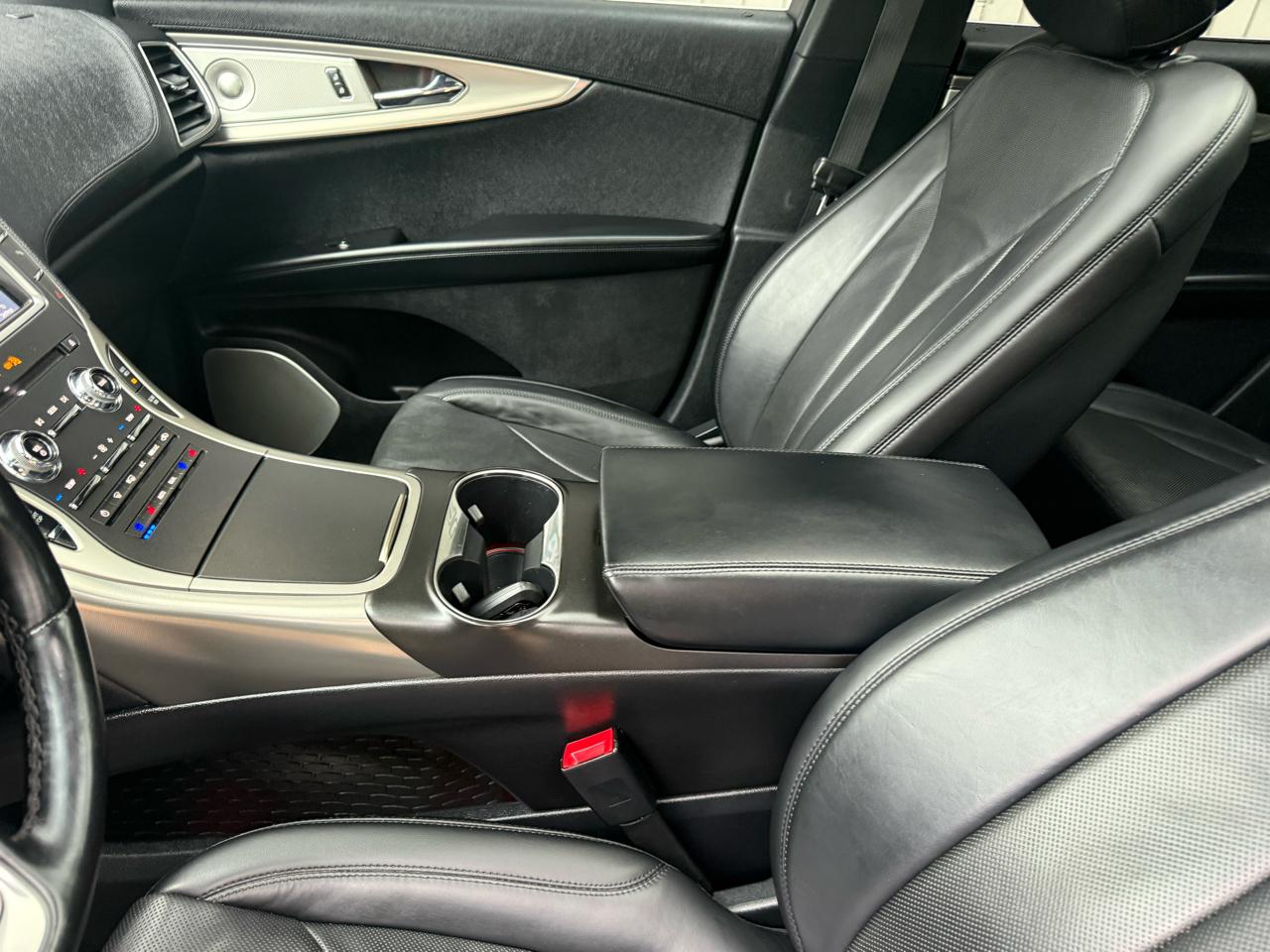 Lincoln Nautilus Reserve AWD 2020