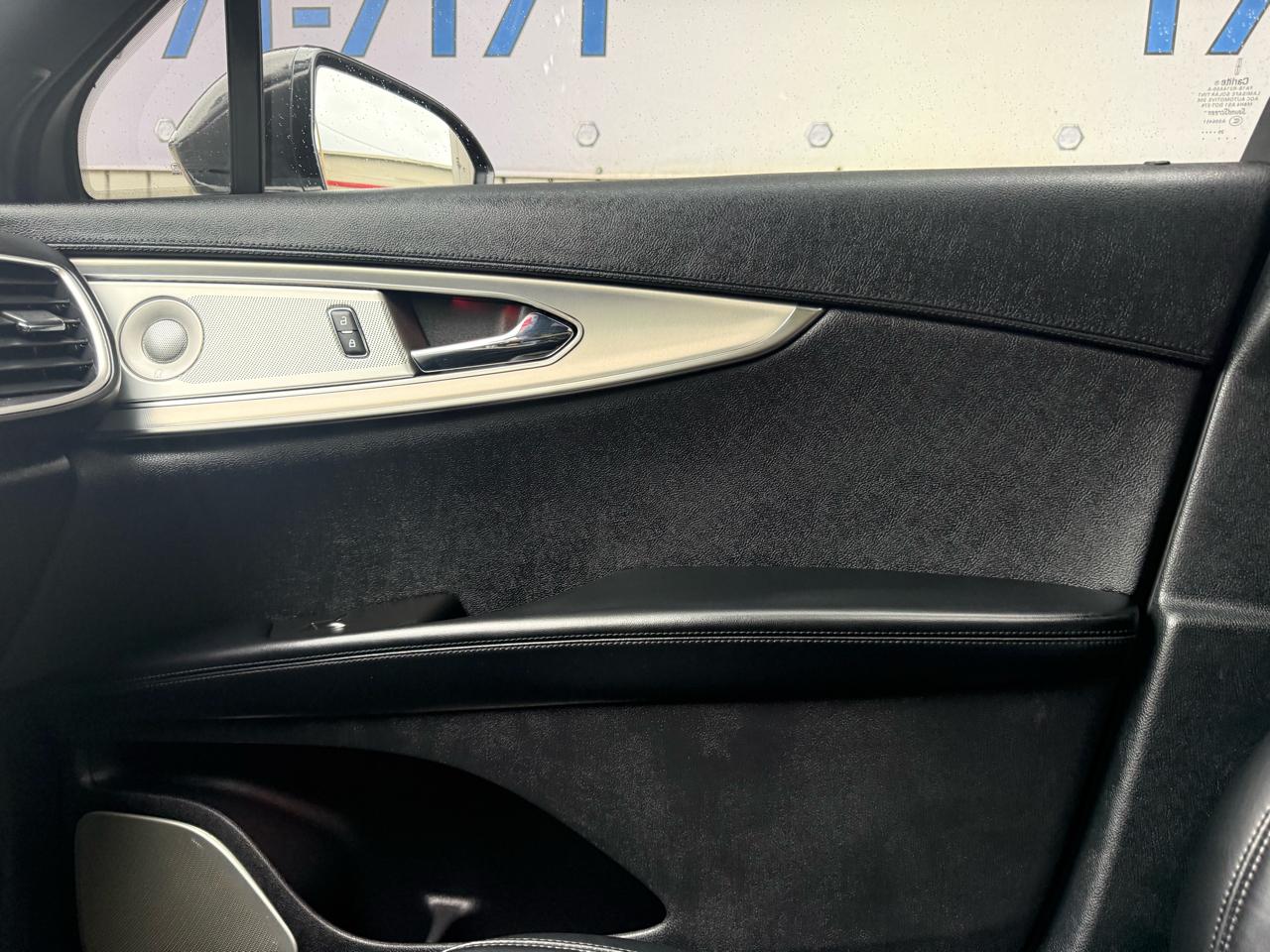 Lincoln Nautilus Reserve AWD 2020