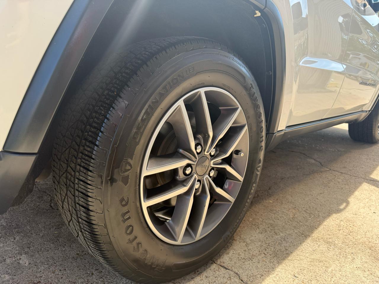 Jeep Grand Cherokee Limited 2WD 2020