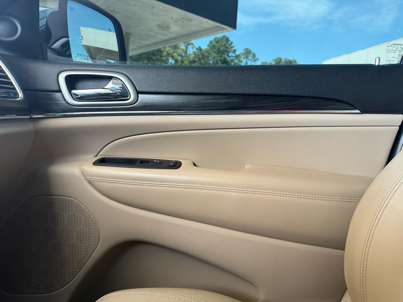 Jeep Grand Cherokee Limited 2WD 2020