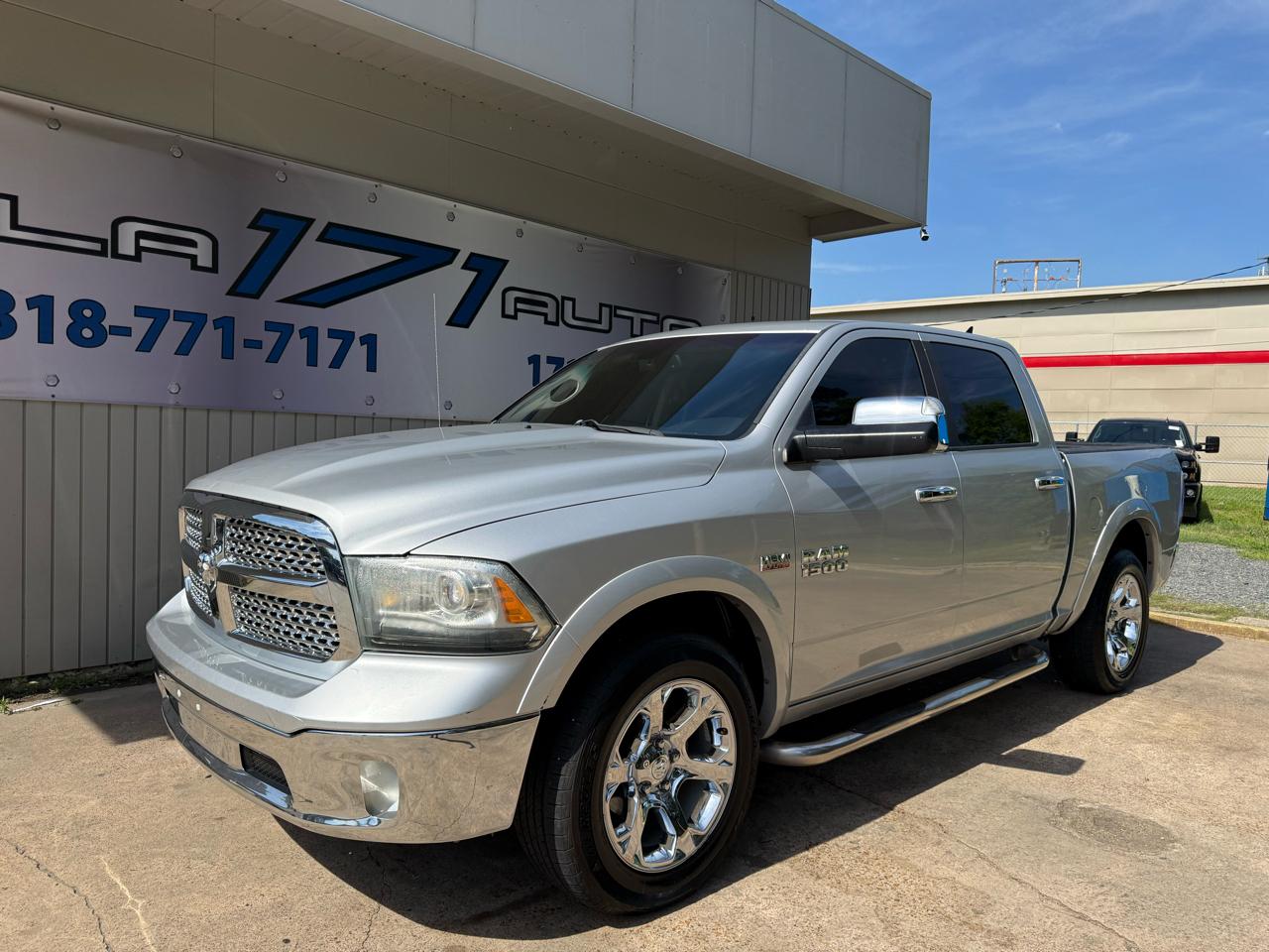RAM 1500 Laramie Crew Cab SWB 4WD 2014