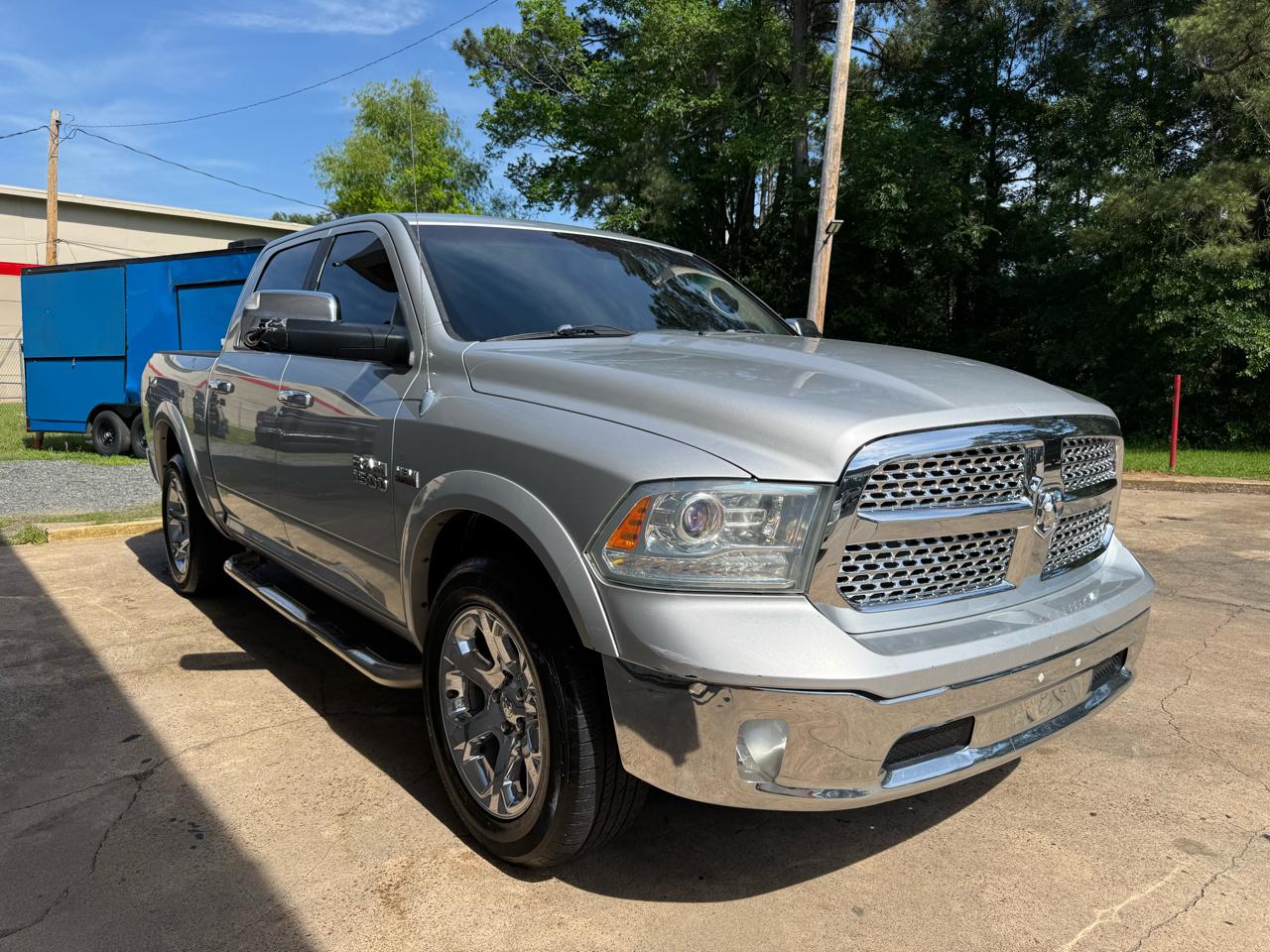 RAM 1500 Laramie Crew Cab SWB 4WD 2014