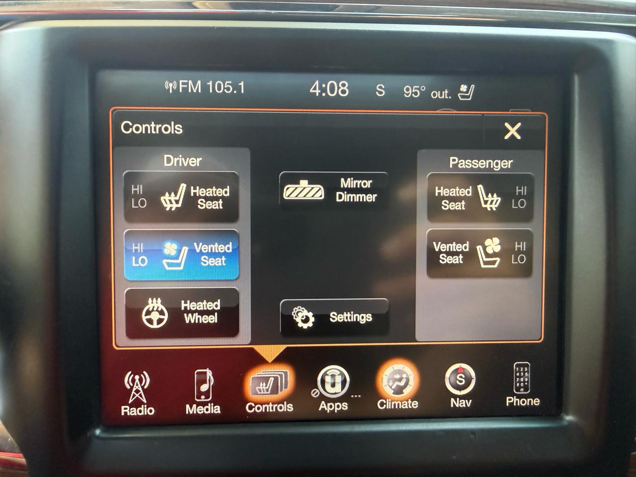 RAM 1500 Laramie Crew Cab SWB 4WD 2014