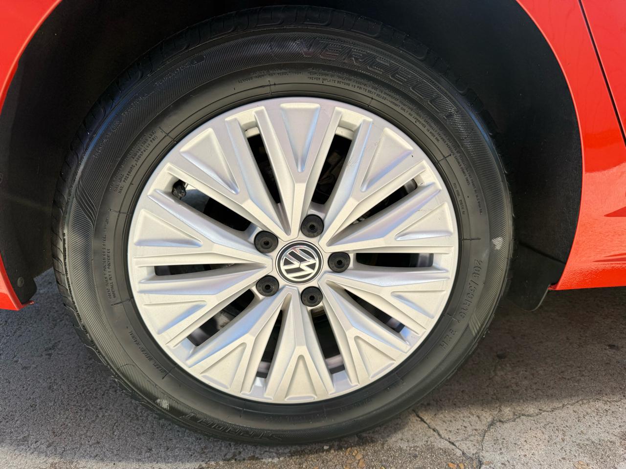 Volkswagen Jetta 1.4T S 8A 2019