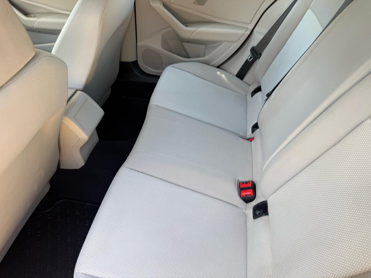 Volkswagen Jetta 1.4T S 8A 2019