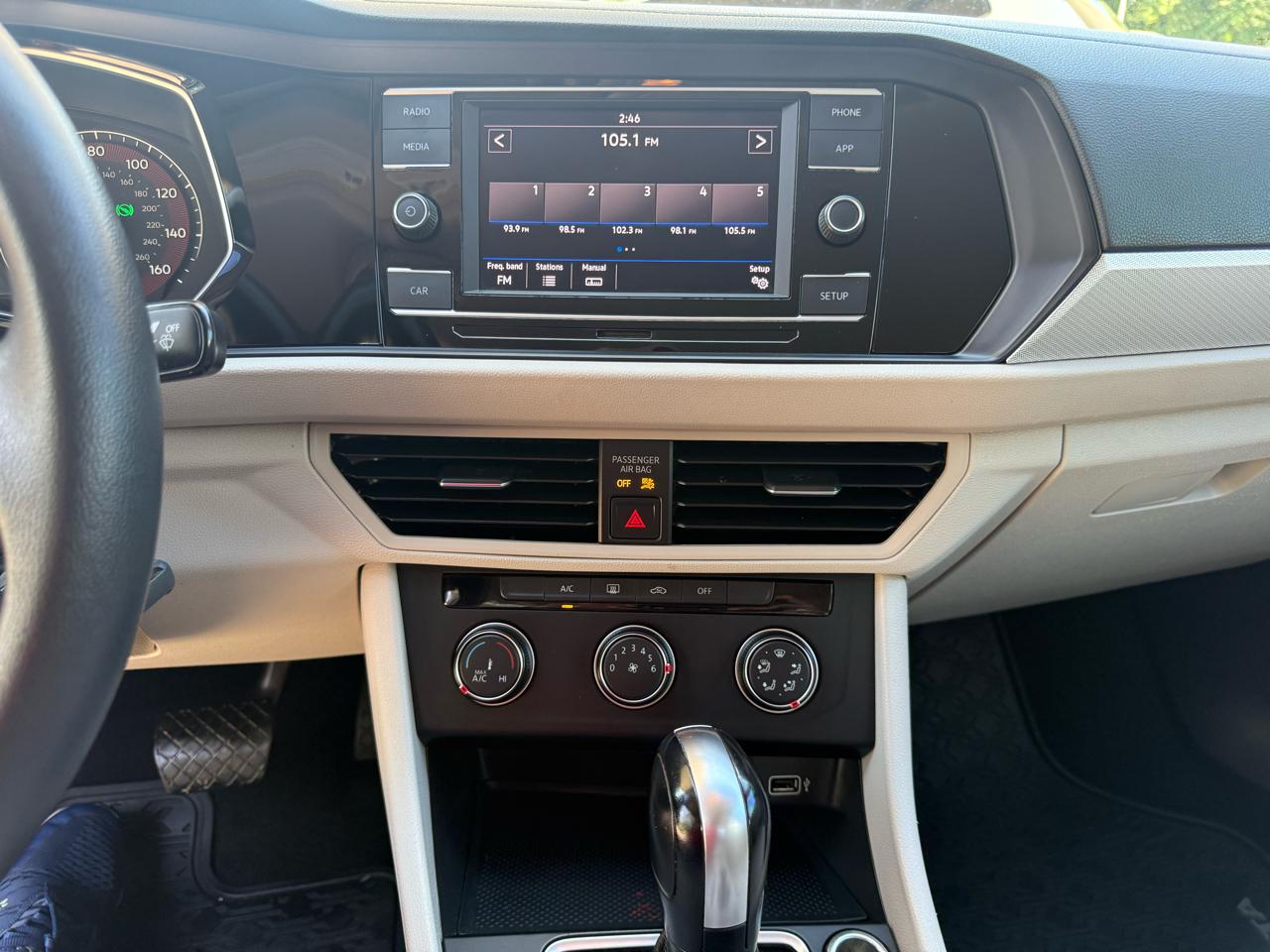 Volkswagen Jetta 1.4T S 8A 2019