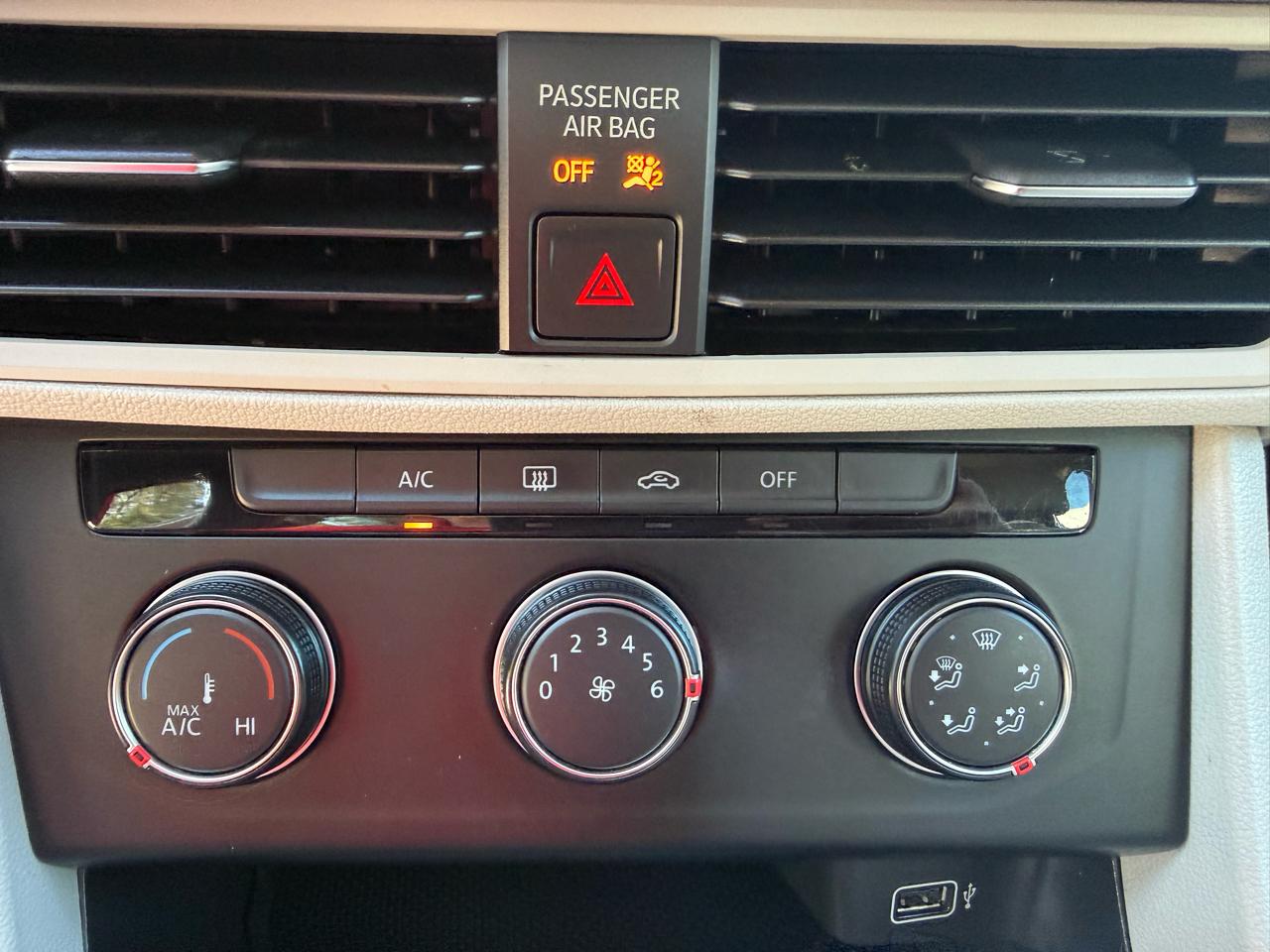 Volkswagen Jetta 1.4T S 8A 2019