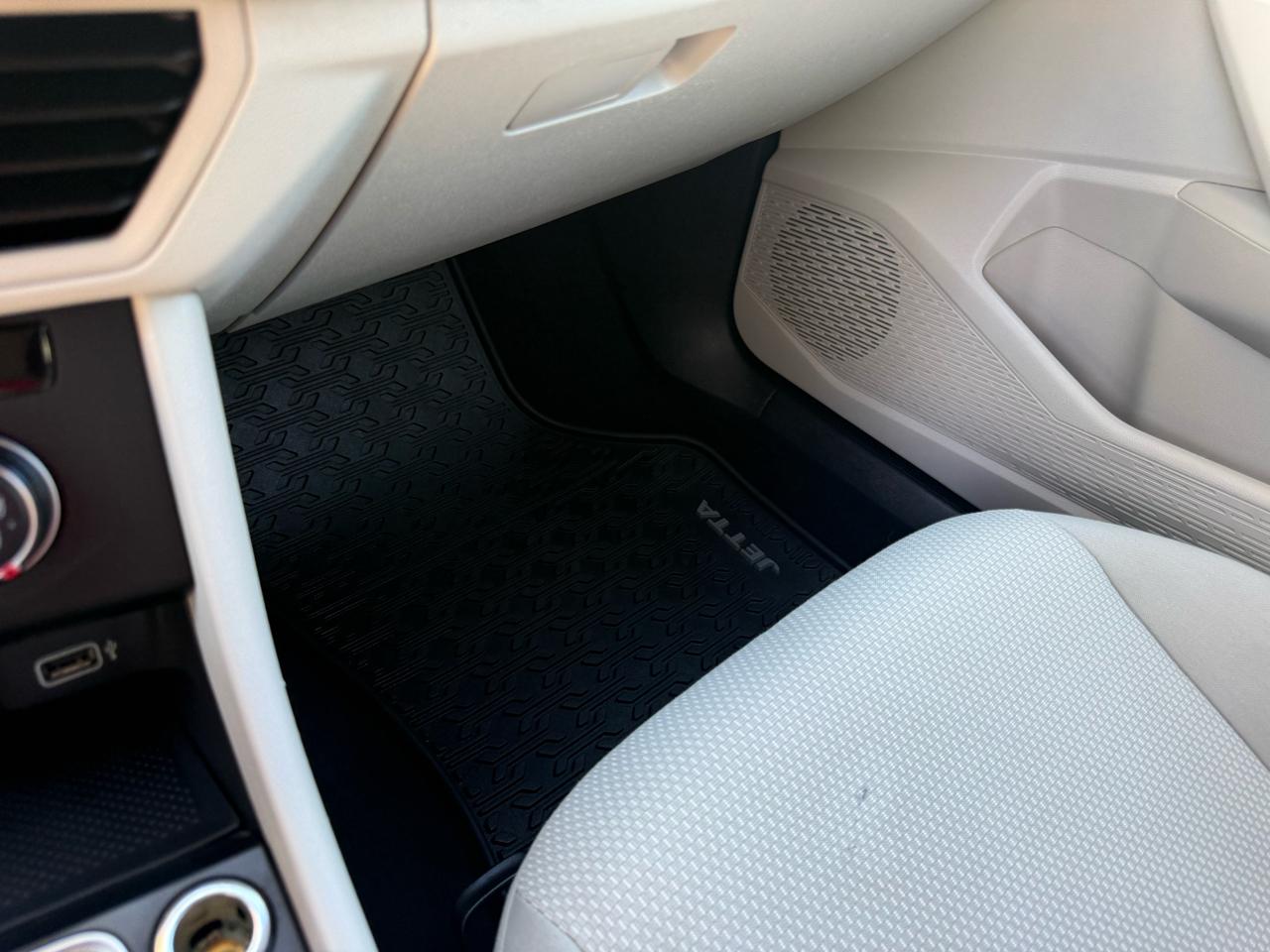 Volkswagen Jetta 1.4T S 8A 2019