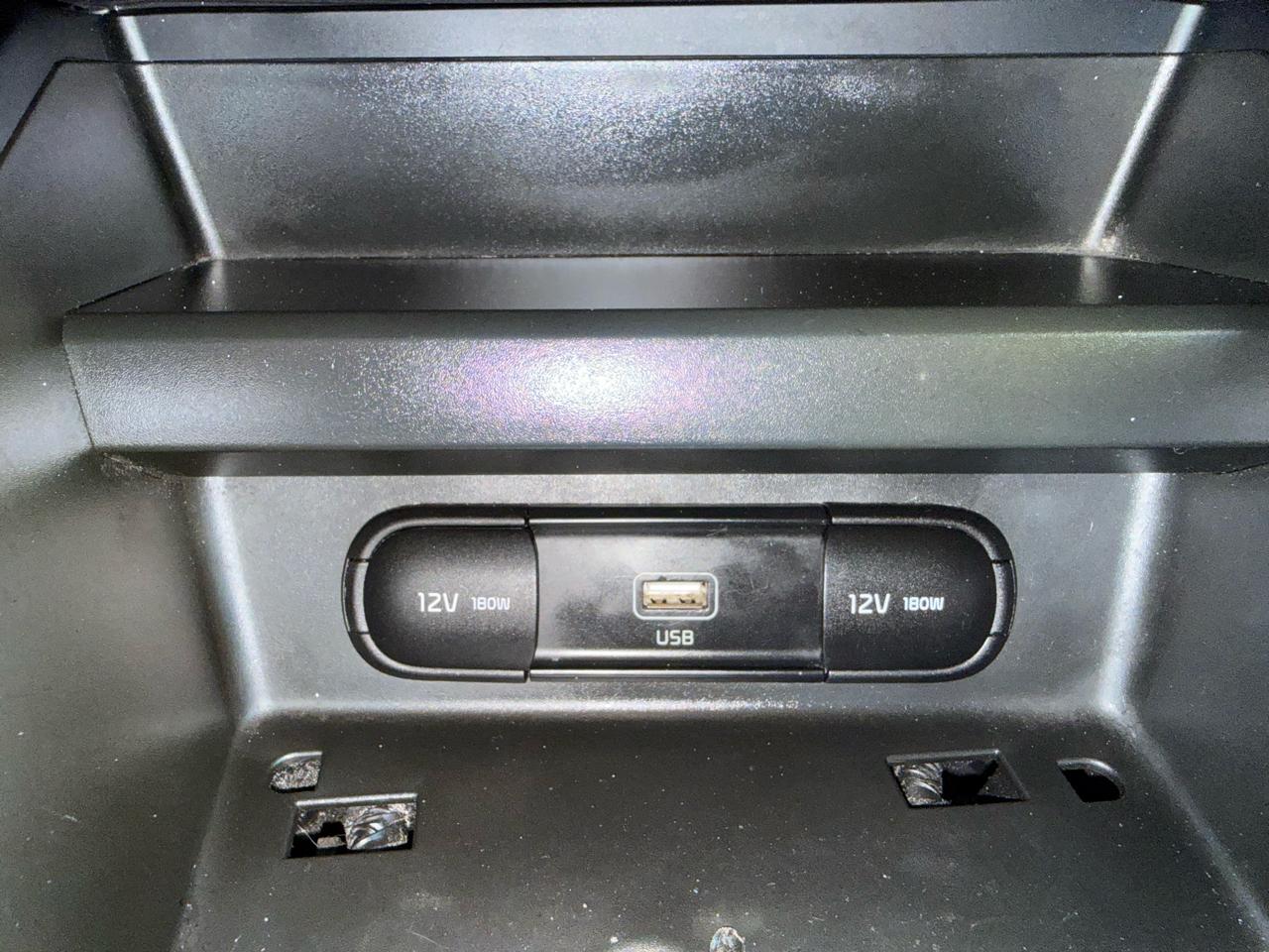 Kia Soul LX CVT 2022