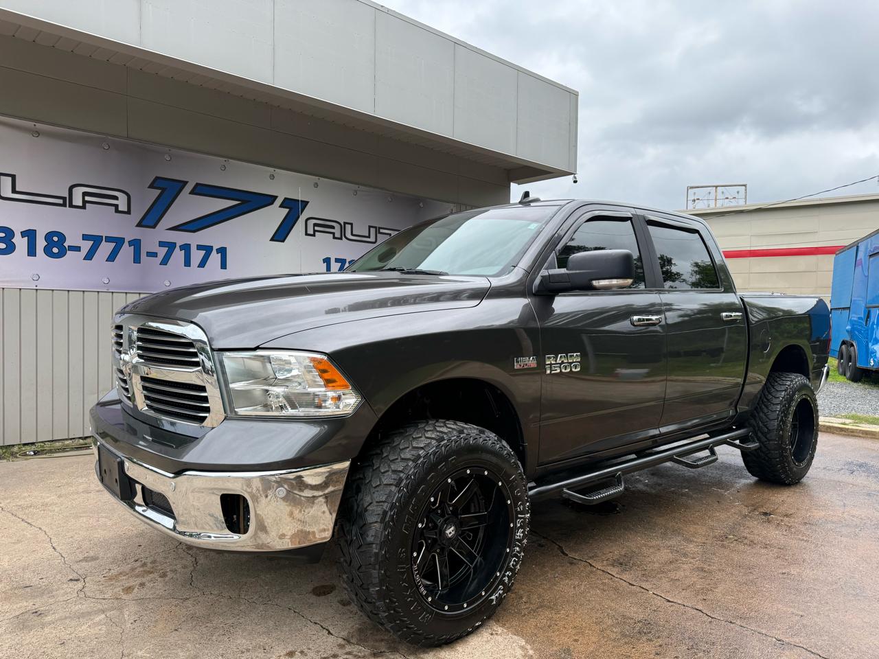 RAM 1500 SLT Crew Cab SWB 4WD 2016