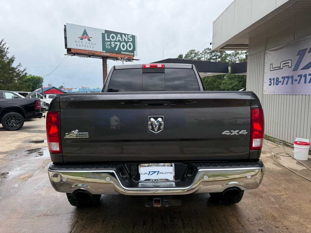 RAM 1500 SLT Crew Cab SWB 4WD 2016
