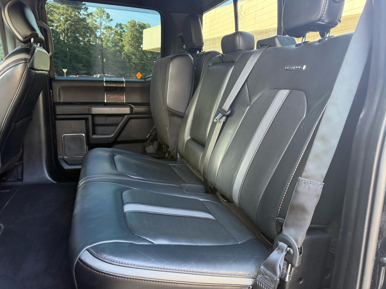 Ford F-150 Platinum SuperCrew 5.5-ft. Bed 4WD 2019