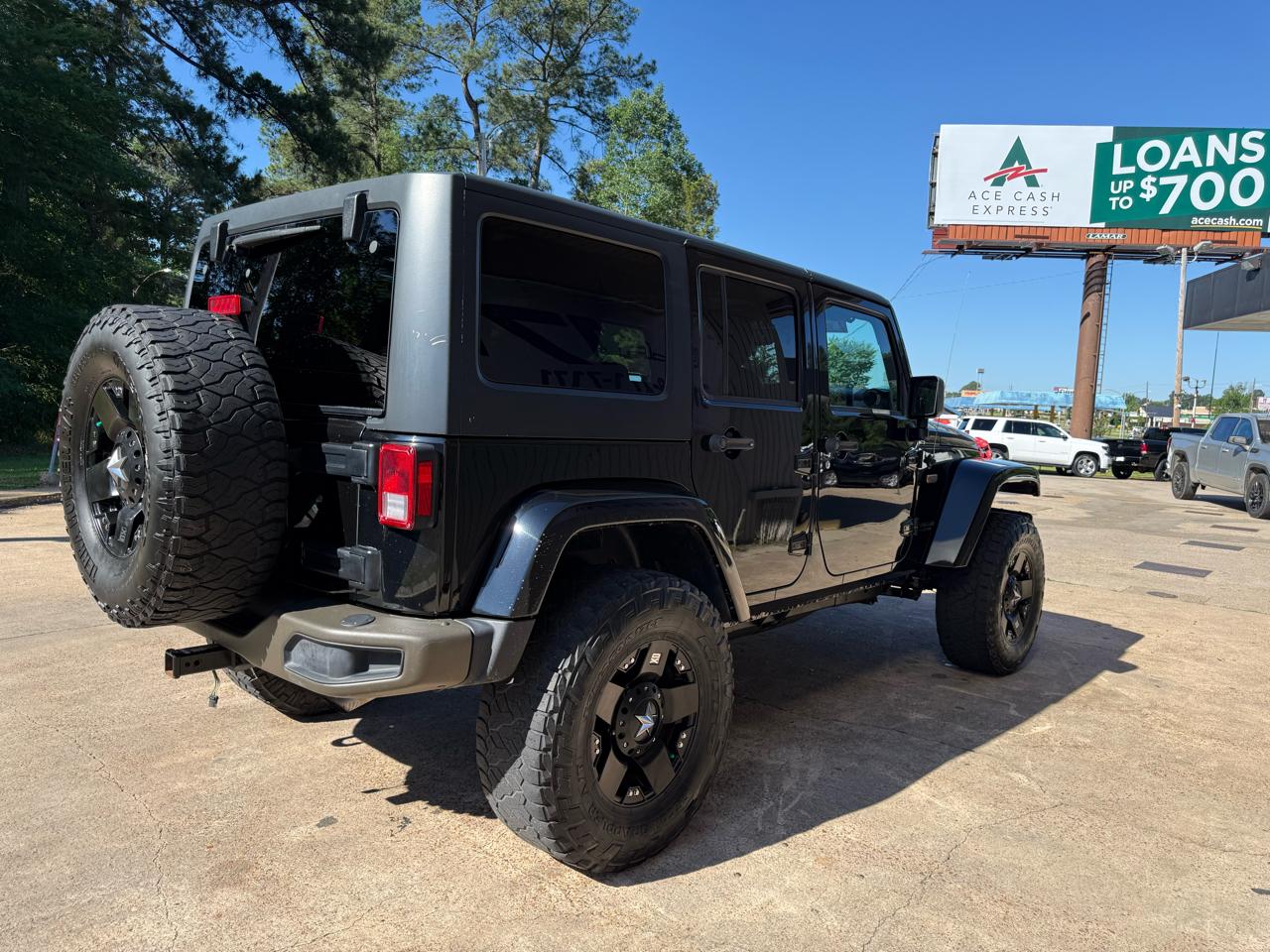 Jeep Wrangler Unlimited Sahara 4WD 2017