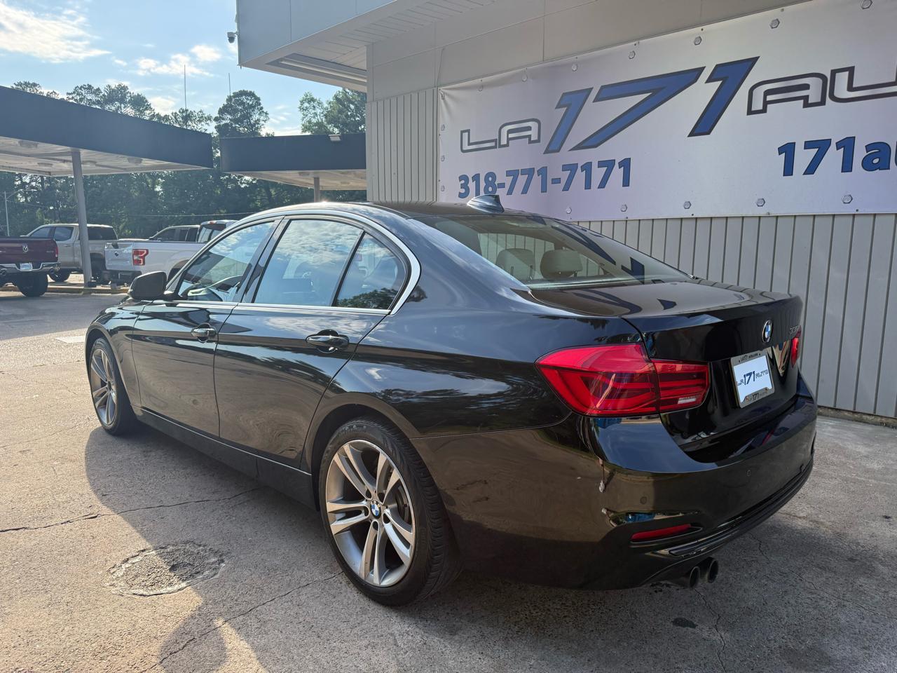 BMW 3-Series 330i SULEV Sedan 2017