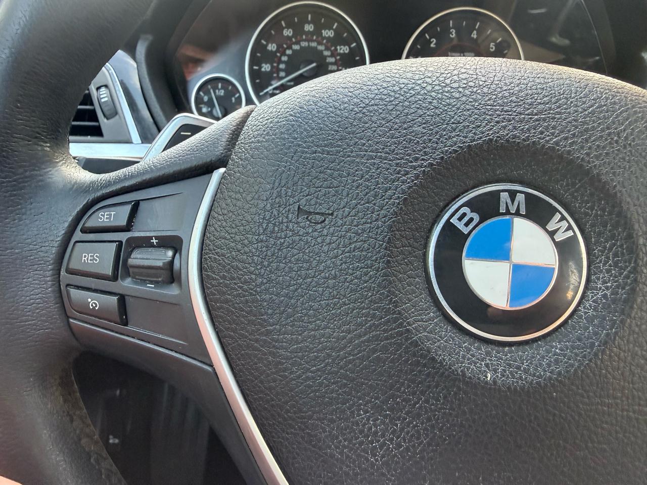 BMW 3-Series 330i SULEV Sedan 2017