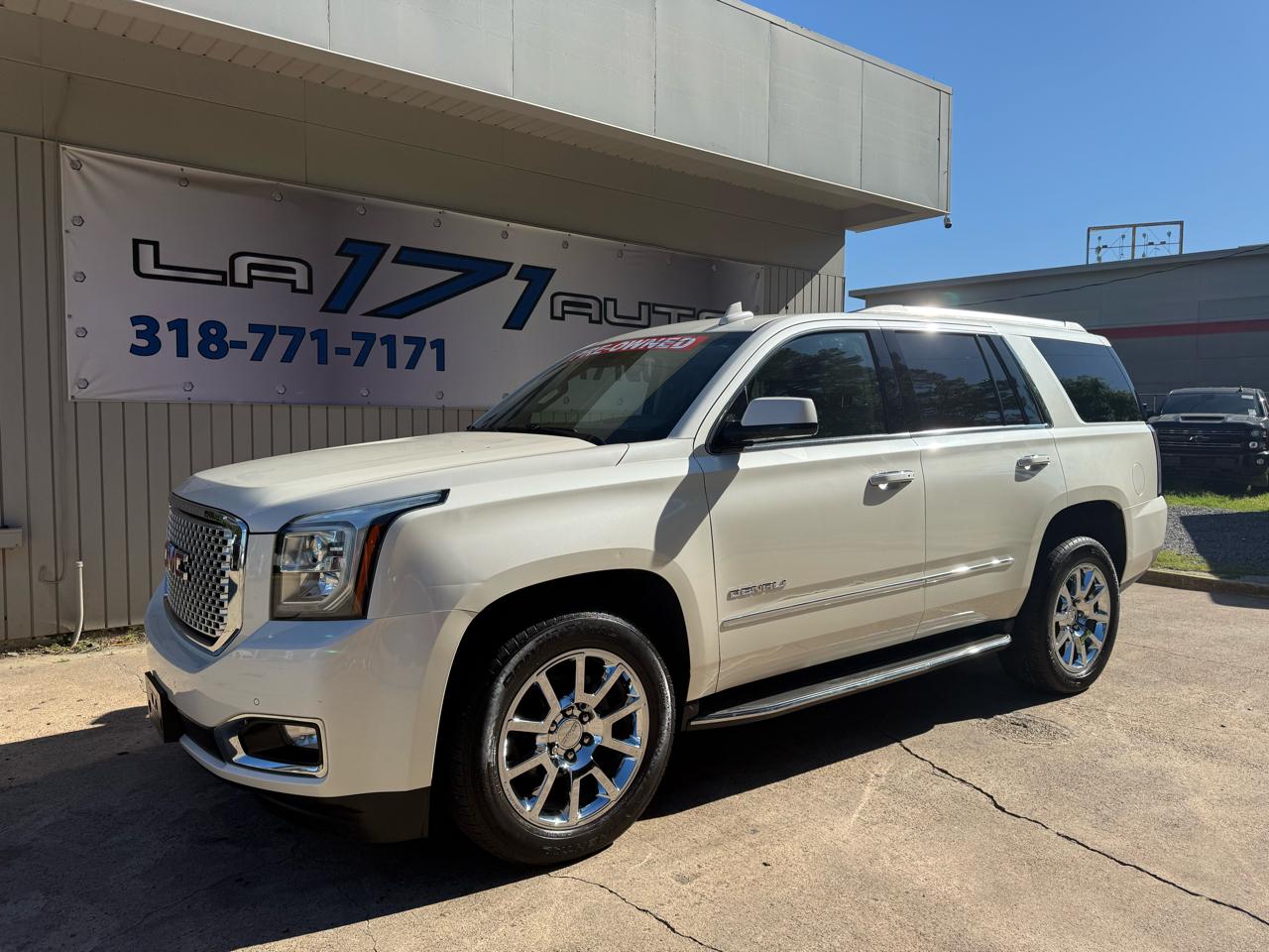GMC Yukon Denali 4WD 2015