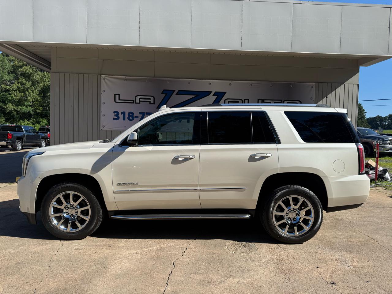 GMC Yukon Denali 4WD 2015
