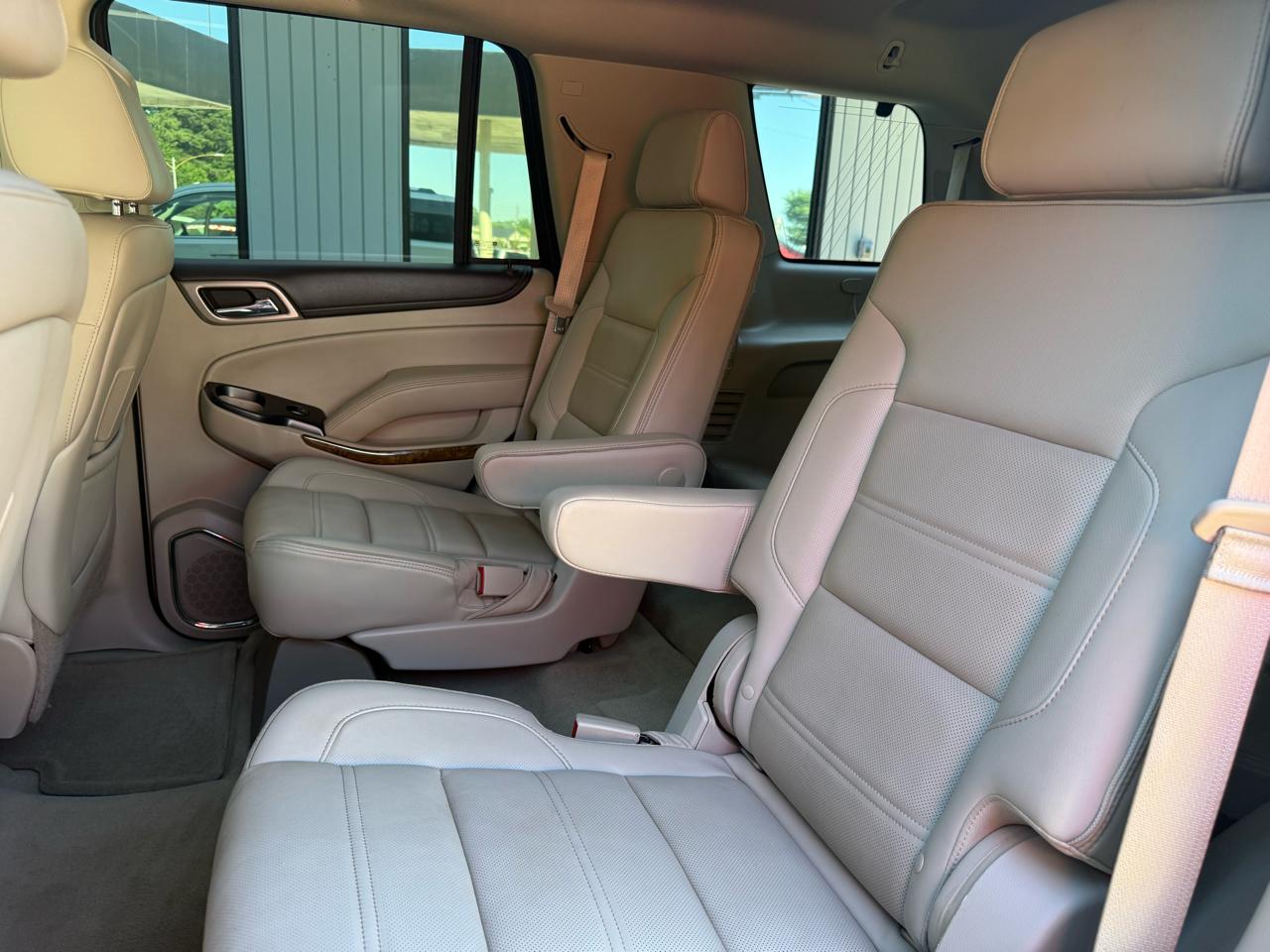 GMC Yukon Denali 4WD 2015