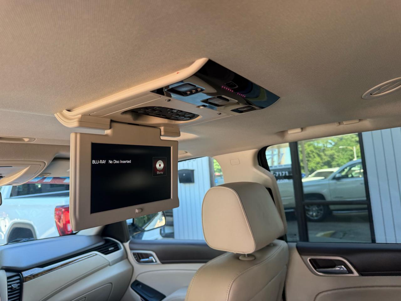 GMC Yukon Denali 4WD 2015