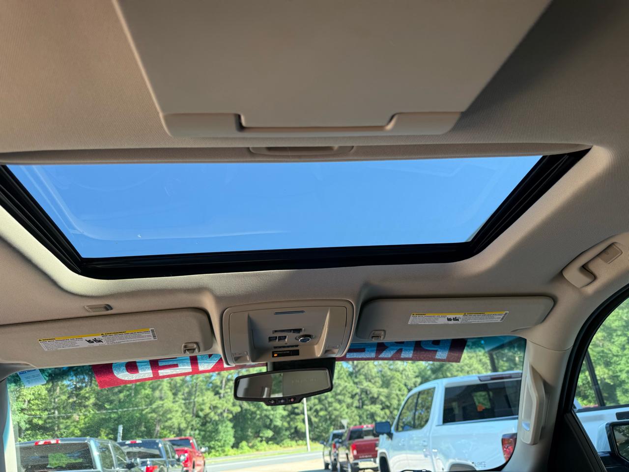 GMC Yukon Denali 4WD 2015