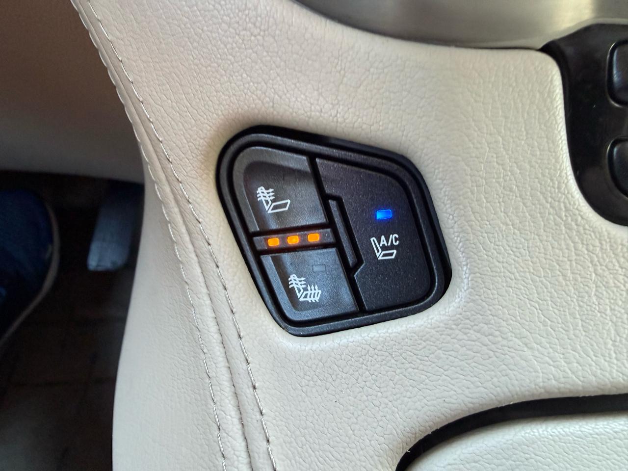 GMC Yukon Denali 4WD 2015