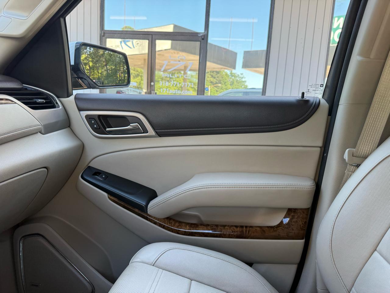 GMC Yukon Denali 4WD 2015