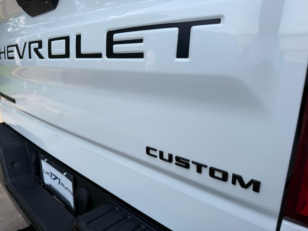 Chevrolet Silverado 1500 Custom Trail Boss Crew Cab Long Box 4WD 2021