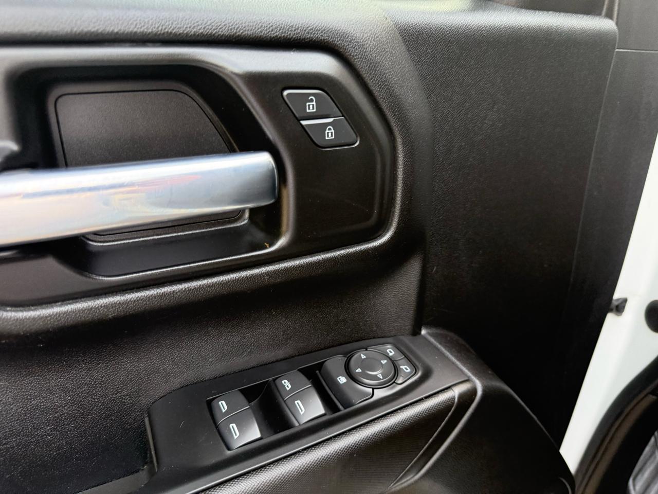 Chevrolet Silverado 1500 Custom Trail Boss Crew Cab Long Box 4WD 2021