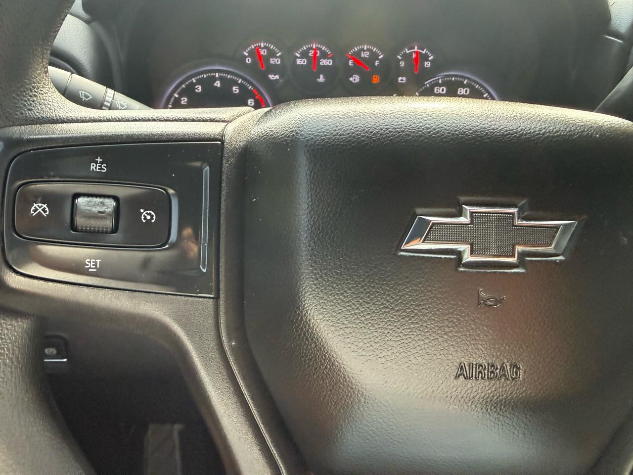 Chevrolet Silverado 1500 Custom Trail Boss Crew Cab Long Box 4WD 2021