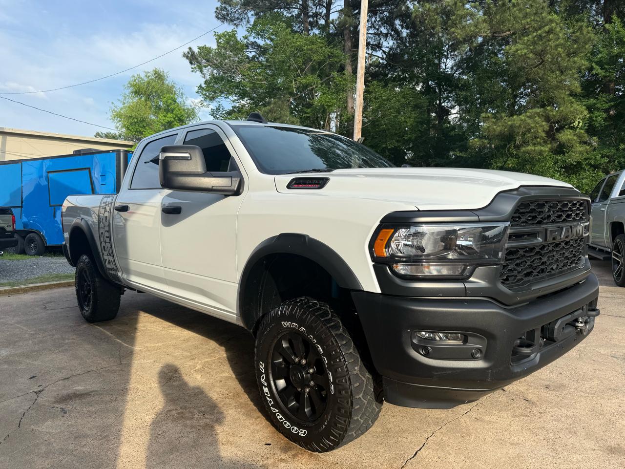 RAM 2500 Tradesman Crew Cab SWB 4WD 2024
