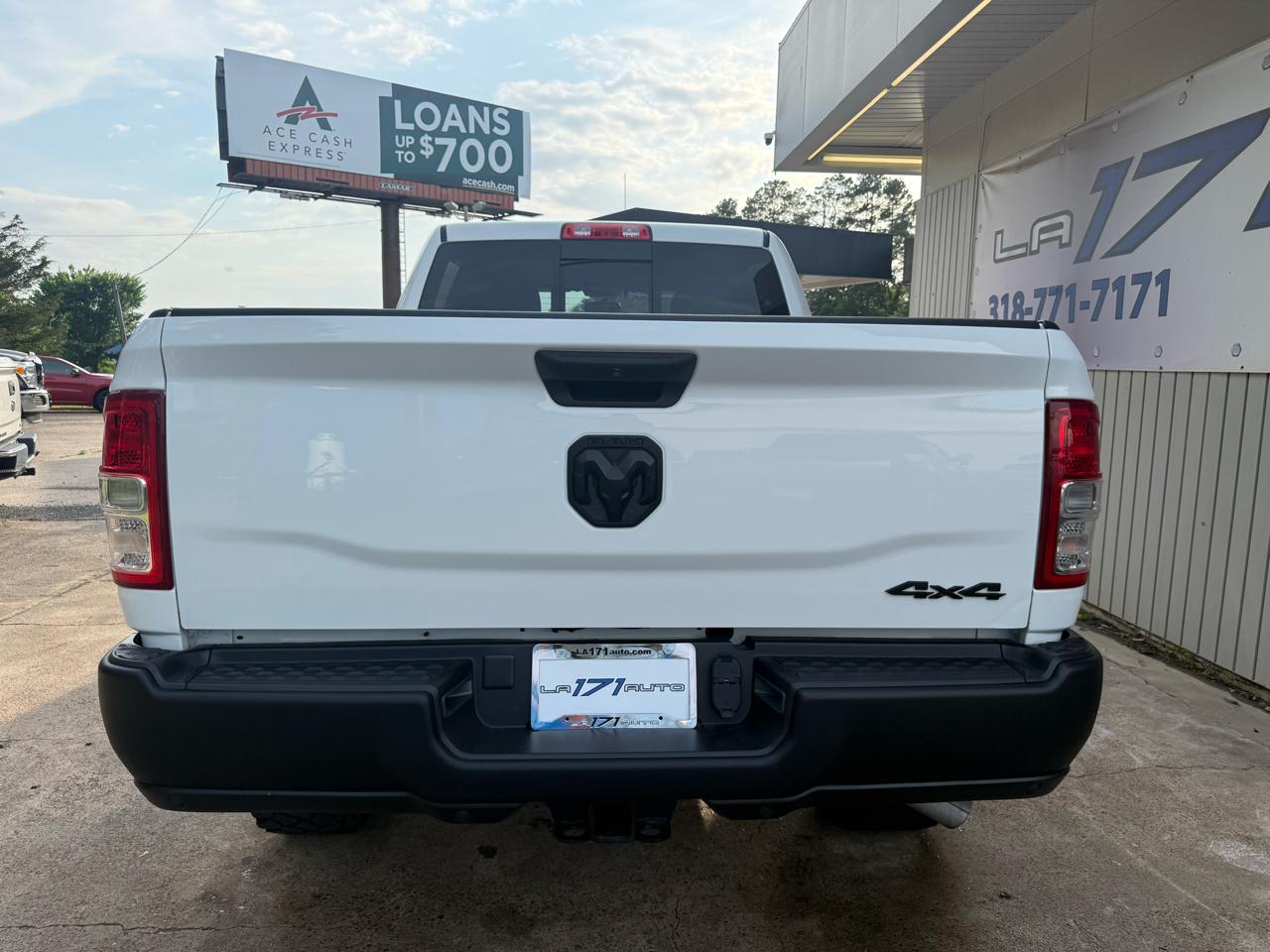 RAM 2500 Tradesman Crew Cab SWB 4WD 2024