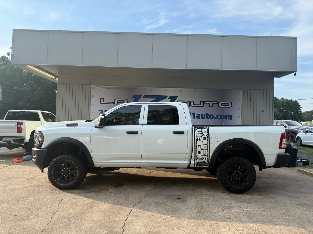 RAM 2500 Tradesman Crew Cab SWB 4WD 2024