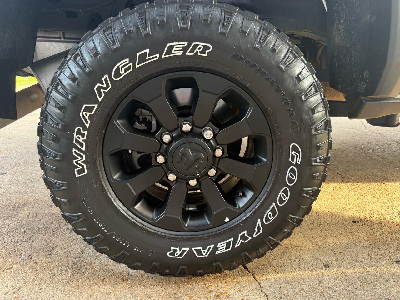 RAM 2500 Tradesman Crew Cab SWB 4WD 2024