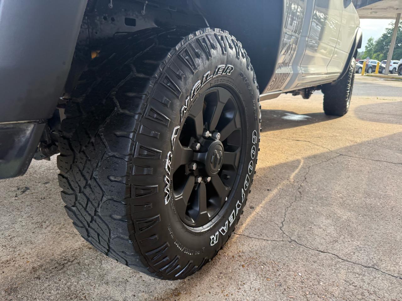 RAM 2500 Tradesman Crew Cab SWB 4WD 2024