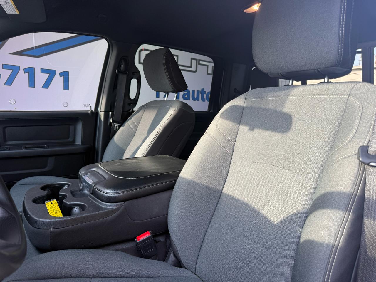 RAM 2500 Tradesman Crew Cab SWB 4WD 2024
