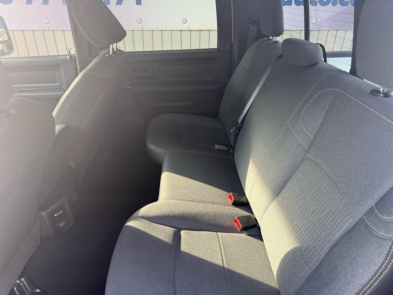 RAM 2500 Tradesman Crew Cab SWB 4WD 2024