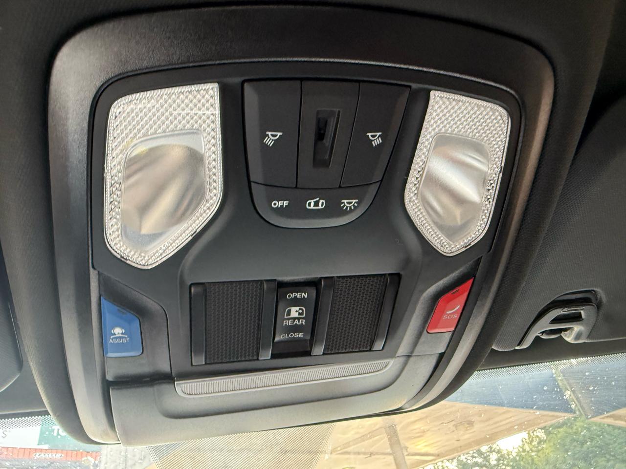 RAM 2500 Tradesman Crew Cab SWB 4WD 2024