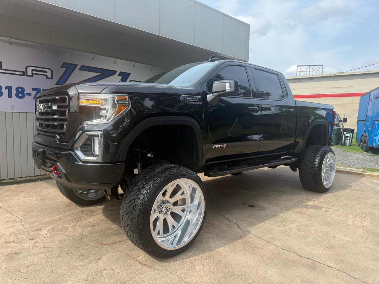 GMC Sierra 1500 AT4 Crew Cab Long Box 4WD 2019