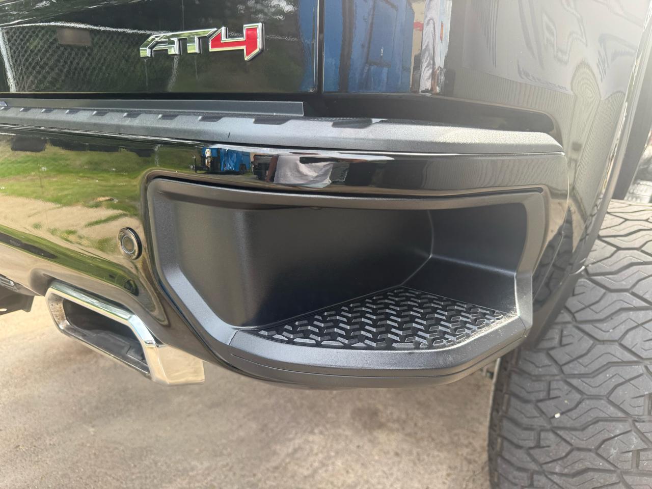 GMC Sierra 1500 AT4 Crew Cab Long Box 4WD 2019