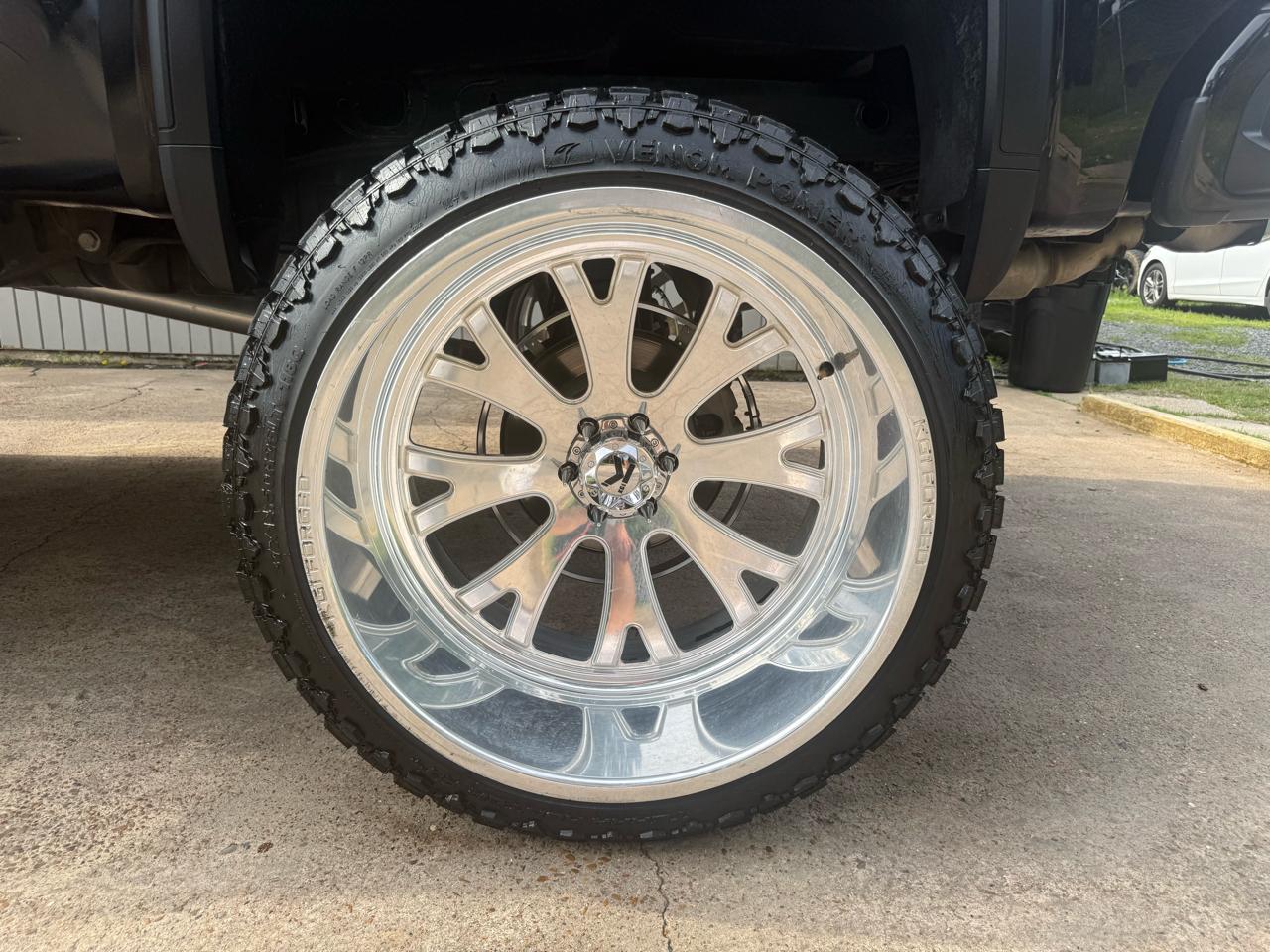 GMC Sierra 1500 AT4 Crew Cab Long Box 4WD 2019