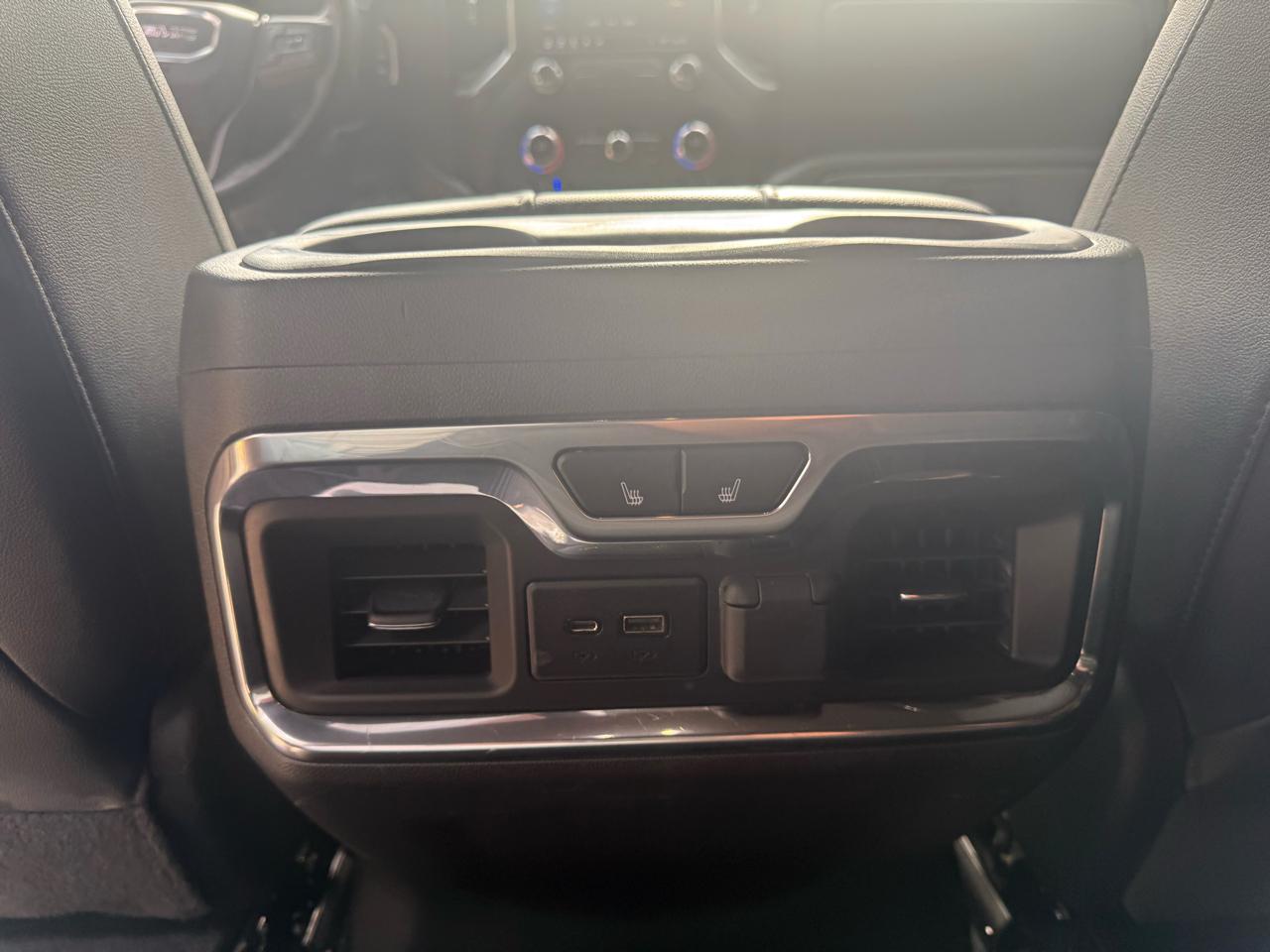 GMC Sierra 1500 AT4 Crew Cab Long Box 4WD 2019