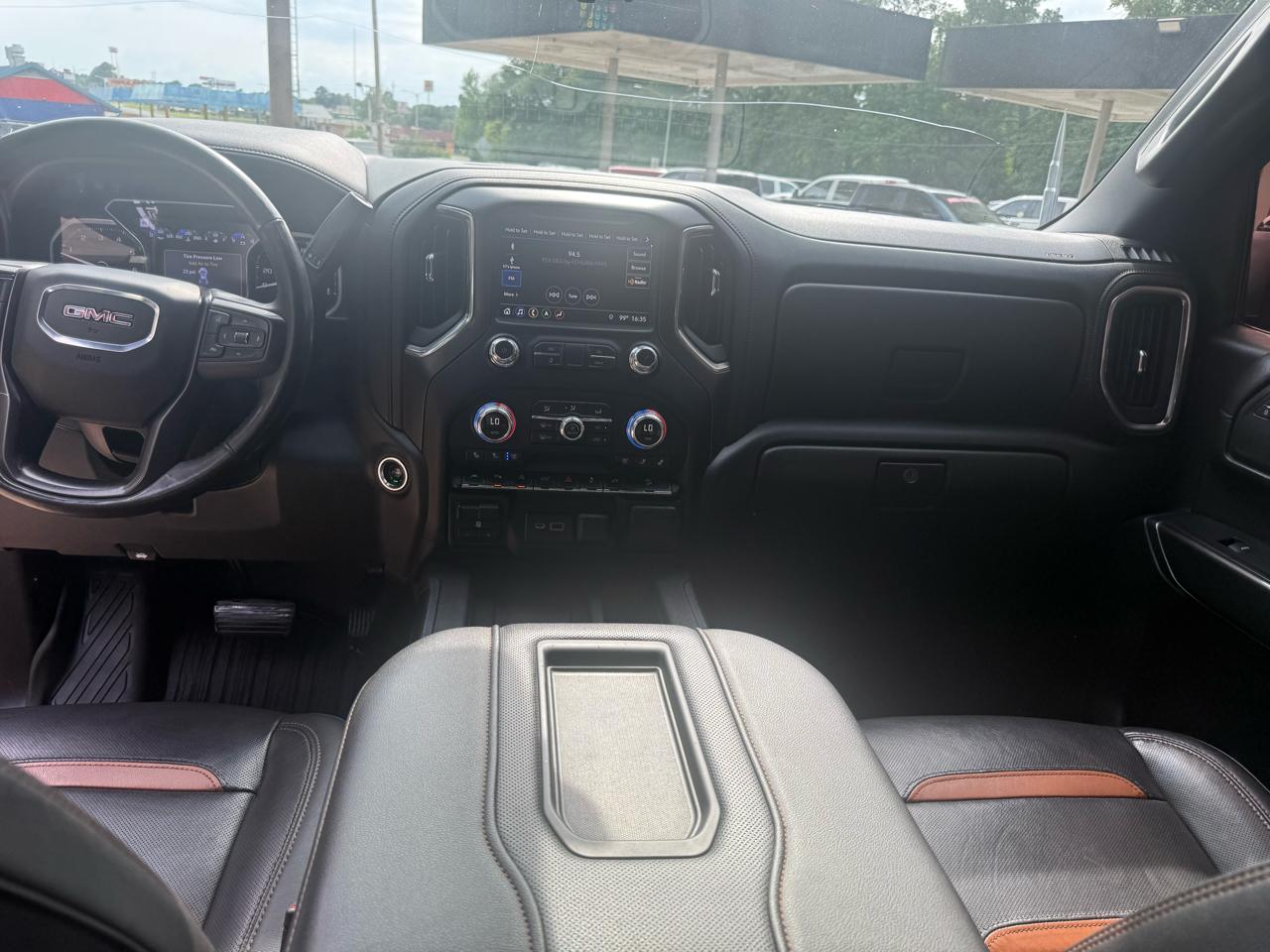 GMC Sierra 1500 AT4 Crew Cab Long Box 4WD 2019