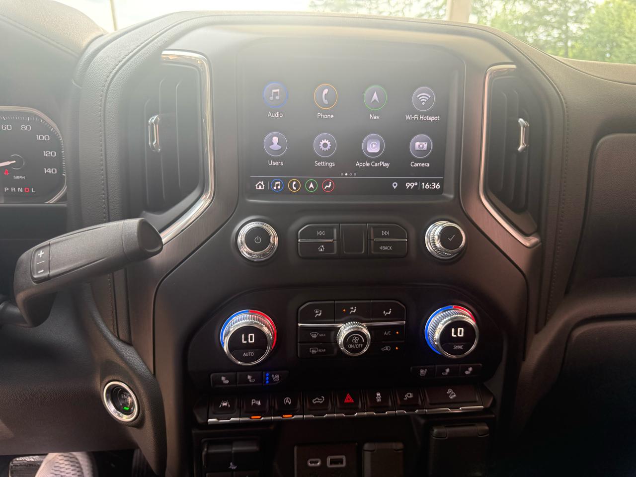 GMC Sierra 1500 AT4 Crew Cab Long Box 4WD 2019