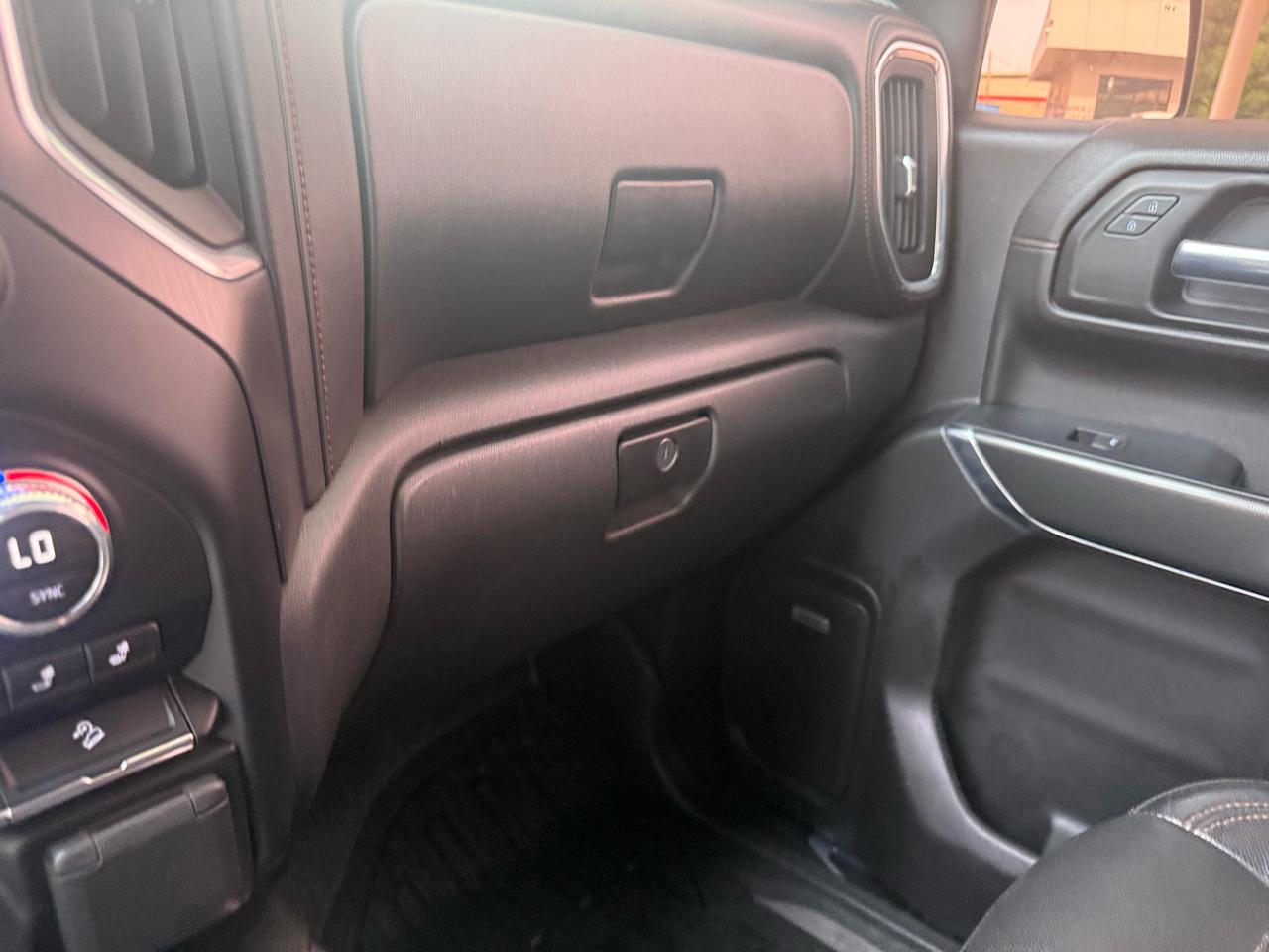 GMC Sierra 1500 AT4 Crew Cab Long Box 4WD 2019