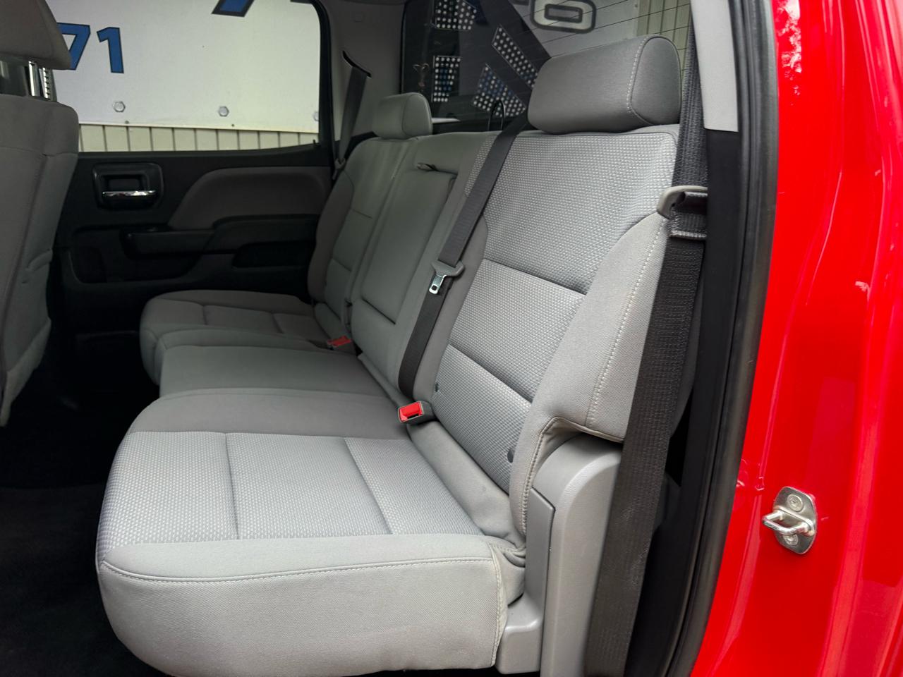 Chevrolet Silverado 1500 Custom Crew Cab 4WD 2018
