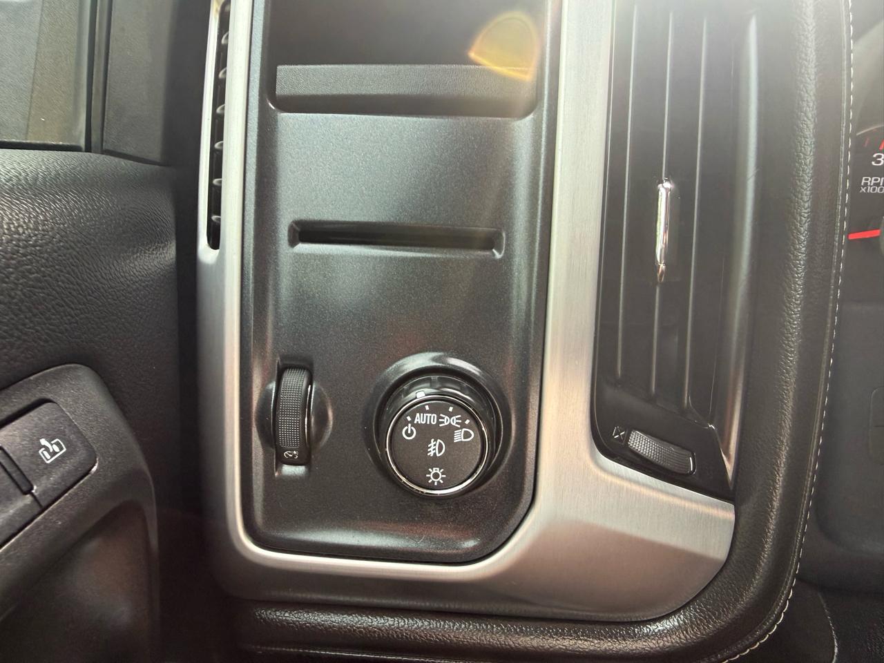 GMC Sierra 1500 SLT Crew Cab Long Box 2WD 2016
