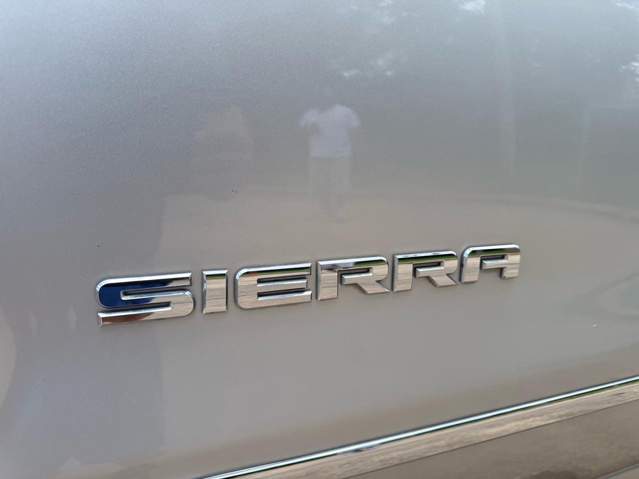 GMC Sierra 1500 SLT Crew Cab Long Box 4WD 2015