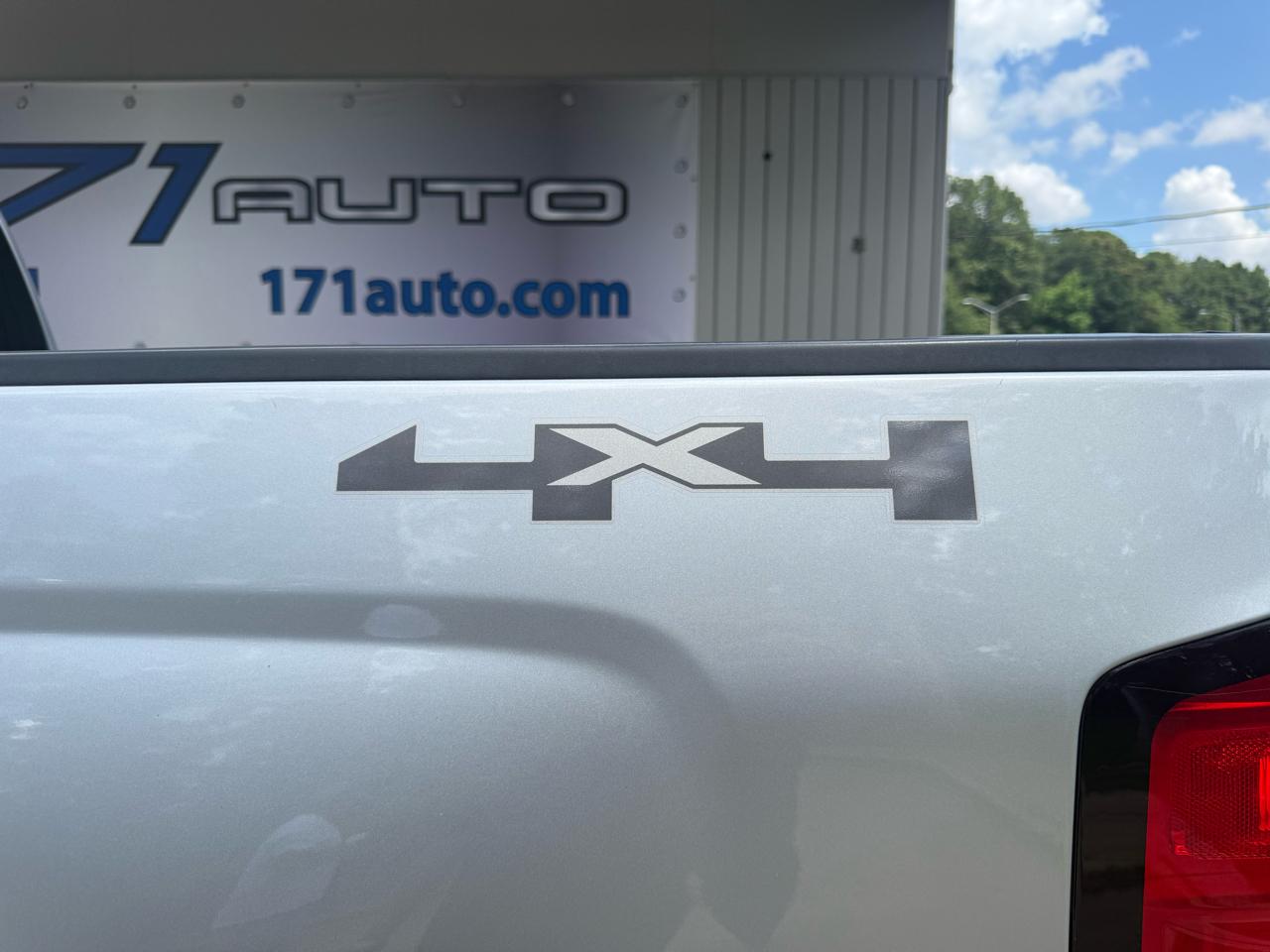 GMC Sierra 1500 SLT Crew Cab Long Box 4WD 2015