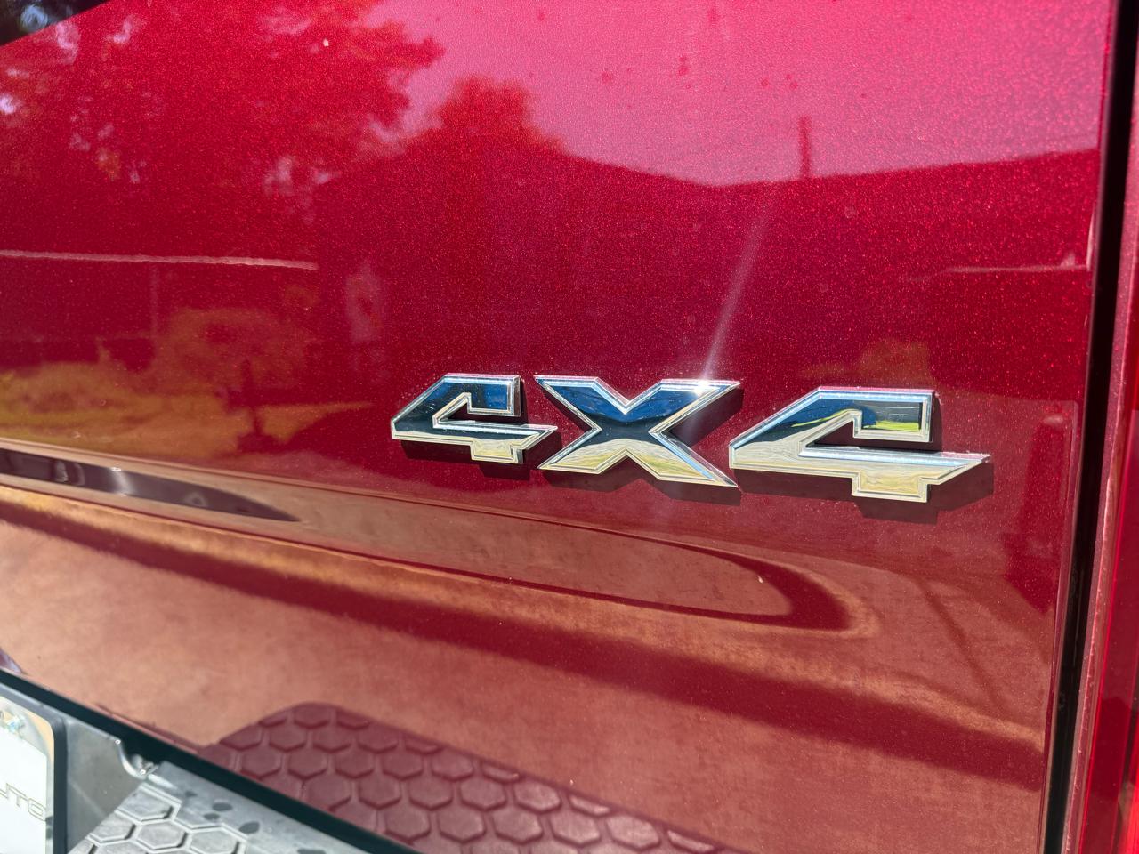RAM 1500 SLT Crew Cab SWB 4WD 2018
